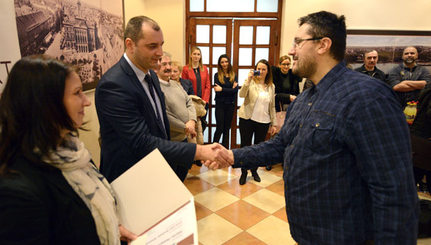 Уз програмирање лакше до посла